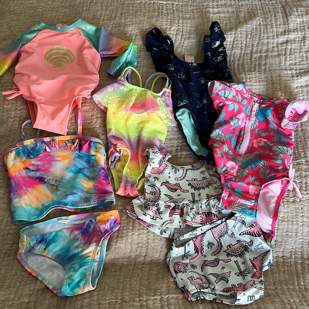 Bundle of Baby girl Swimsuits all fit at 12 months plus Sun hat